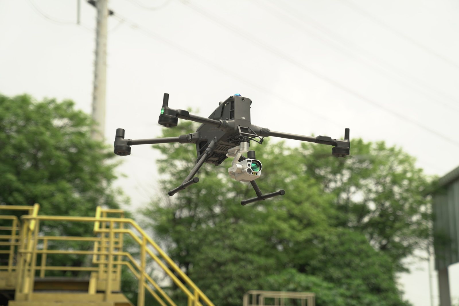 MetScan V1P in vlucht onder een DJI-drone