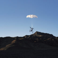Deploiement du parachute DJI AP100 : descente stabilisee du Matrice 400
